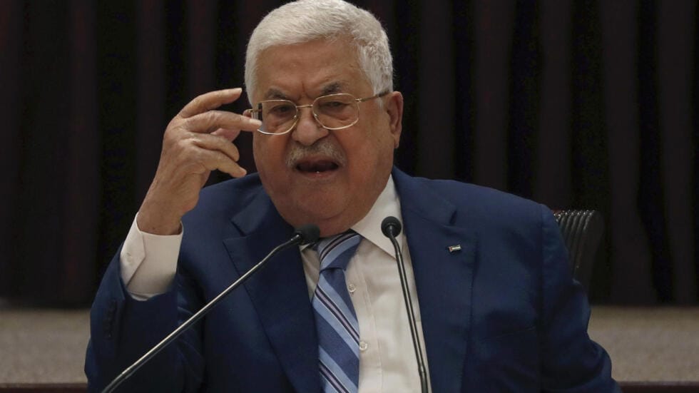 الرئيس الفلسطيني يبقى على موقفه ويؤكده في قمة القاهرة للسلام