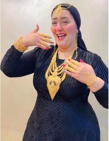 أميرة الذهب صاحبة أشهر سلسلة معارض مجوهرات